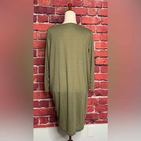 3/$20 NWOT Women’s Green Christmas Wine oversized lightweight dress nightshirt - Picture 6 of 7